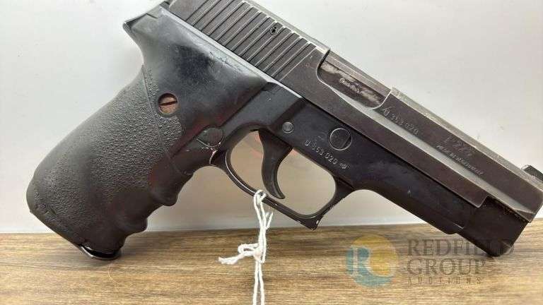 SIG 353 Pistol 9mm - Serial: U 353020 image