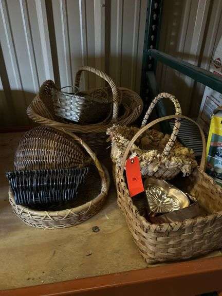 Group of Baskets & 3 Molds image