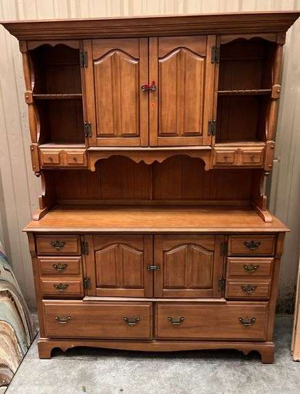 Hutch Cabinet image