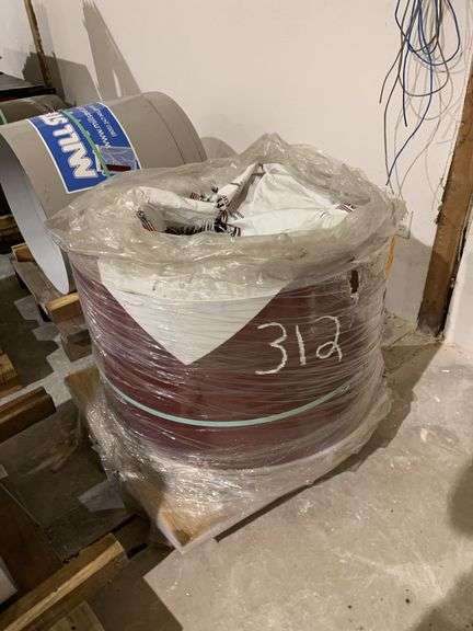 Roll of Colonial Red 29 Ga., 1,549' image