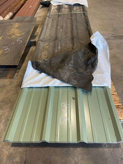 (34) 26 Ga 39" x 15' Green Aluminum Sheeting image
