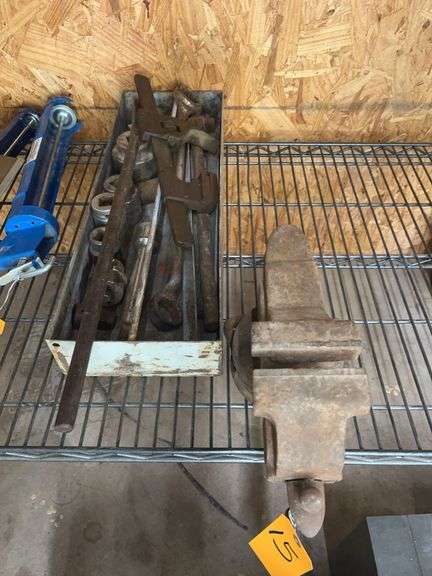 Vise, Sockets, Pull Bar, C Clamp image