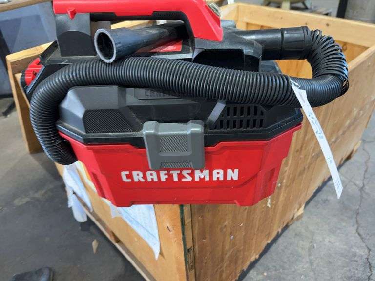 Craftsman Vacuum image