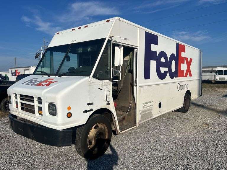 2006 FREIGHTLINER MT 55 Chassis Box Van image