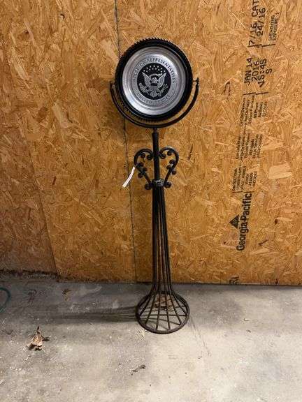 Metal U. S. Representative Stand image