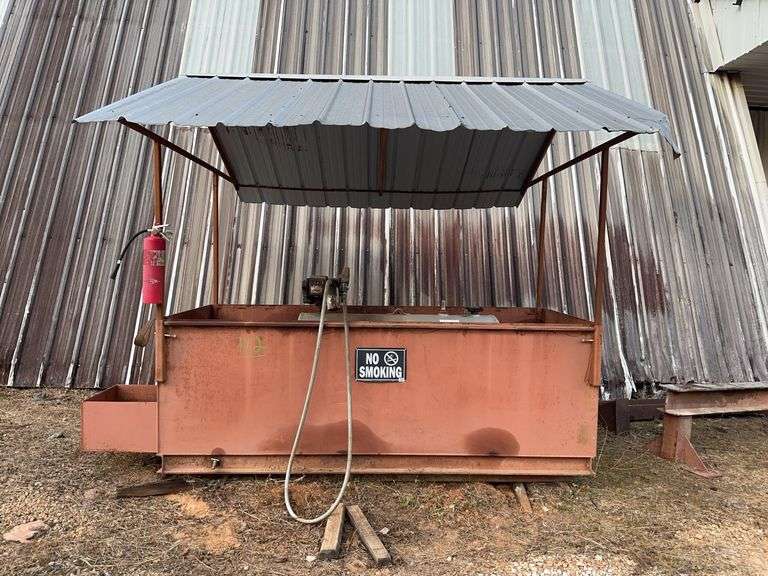 500 Gallon Diesel Tank with Safety Enclosure image