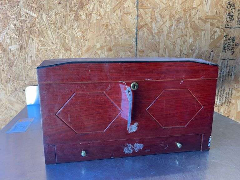 Wood Cigar Box with Tray image