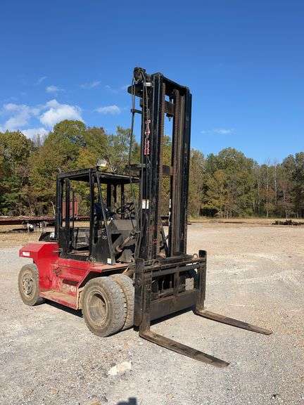 Taylor THD160 Forklift image