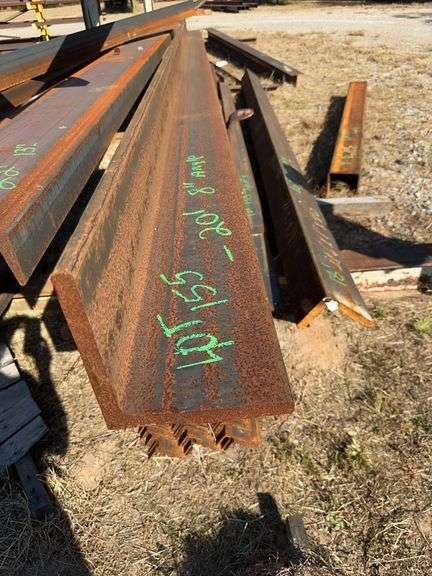 (1) 20' x 8" x 1/2” Angle image