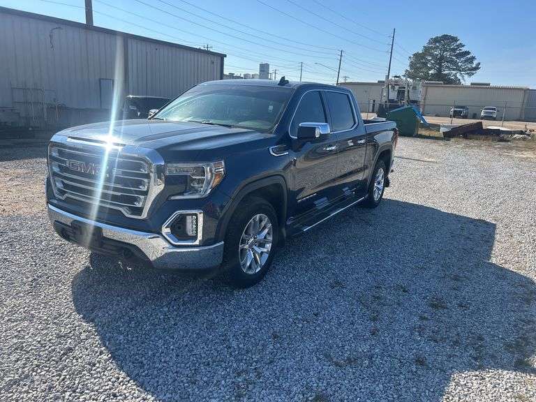 2019  GMC  Sierra Truck, 4WD image