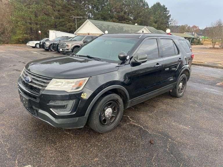 2017  FORD  Explorer SUV image