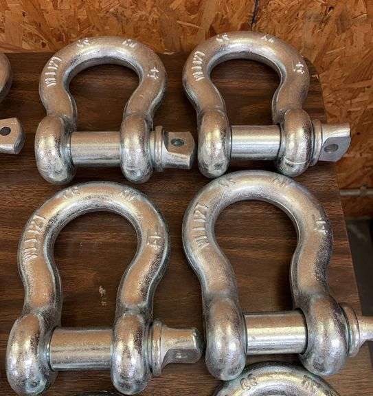 (4) 12 T 1-1/4" Anchor Shackles image