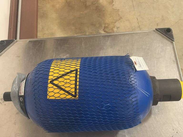 Rexroth Bosch Inline Accumulator - Unused image