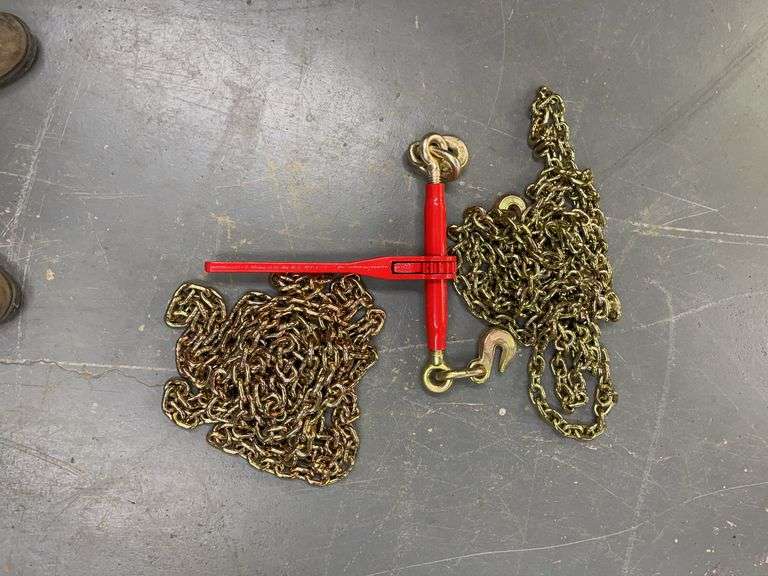 5400 Lb. Ratchet Binders & (2) 5/16" Chains image