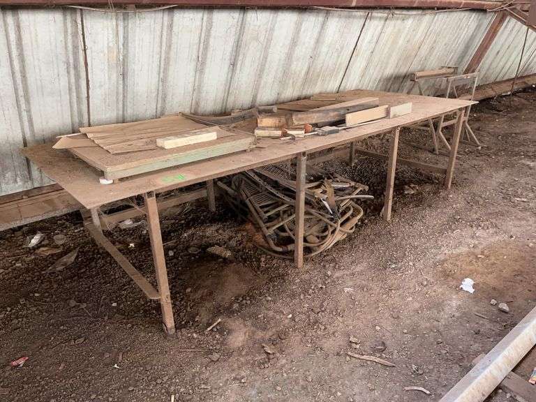 4' x 10' Metal Table image