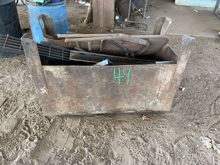 Steel Tub & Contents image