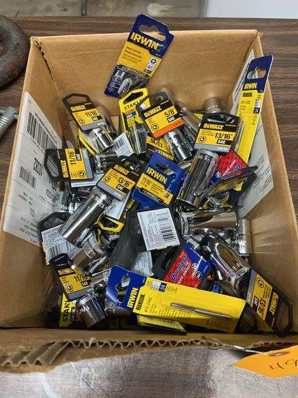 Box of Sockets, Approximately 60 image