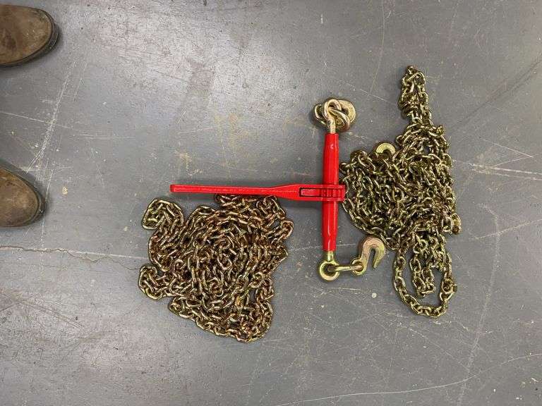 5400 Lb. Ratchet Binders & (2) 5/16" Chains image