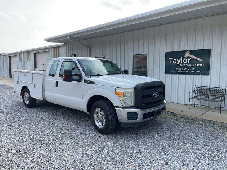 2012  FORD  F-250 Service Truck image