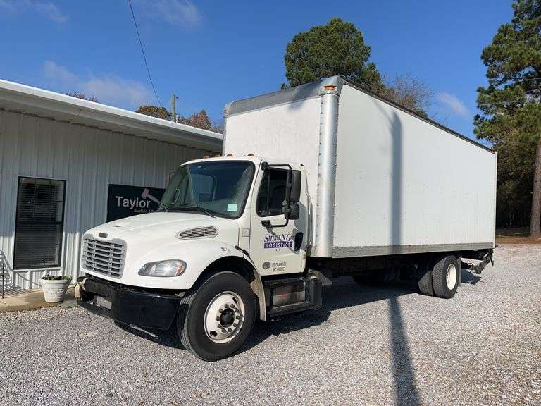 2016 Freightliner, M2 box Truck image