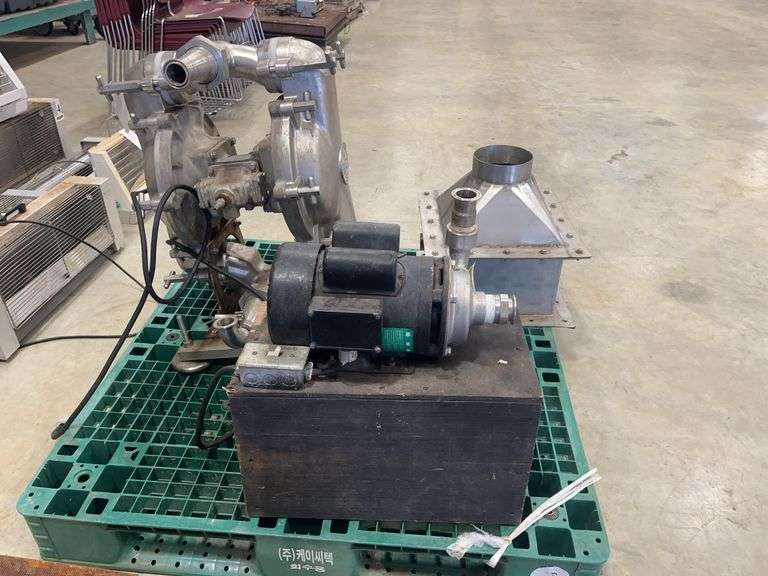 Sand Piper Air Operated Pump with Motor image