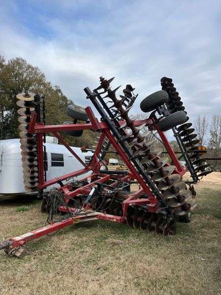 Case IH 370 Disc 40 ft width image