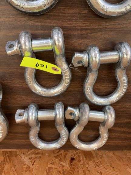 (4) 6.5 T 7/8" Anchor Shackles image