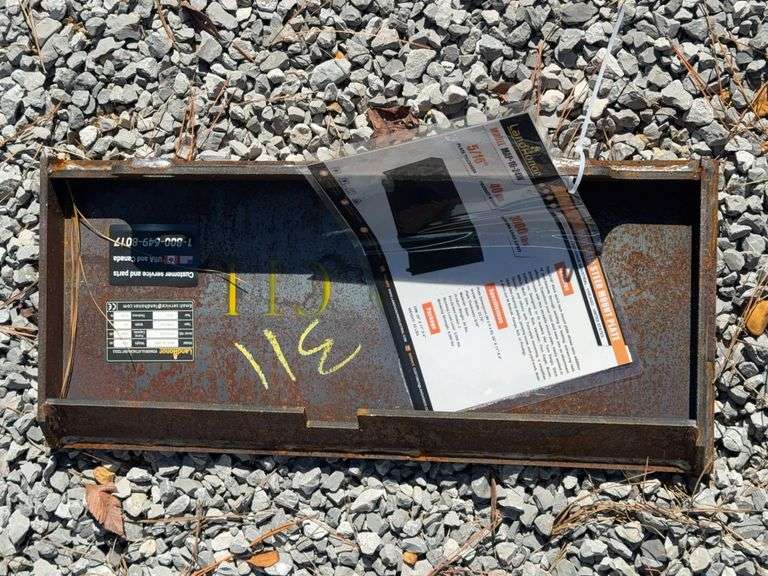 Unused Mount Plate image