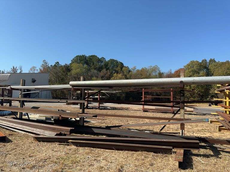 (1) Cantilever Steel Rack, 30' Wide, Rack Only!! image