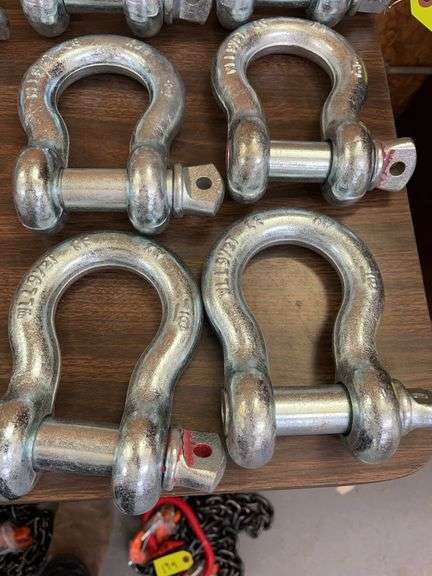 (4) 9.5 T 1-1/8" Anchor Shackles image