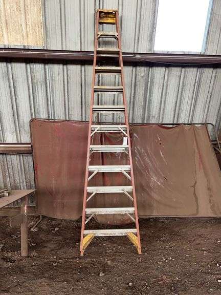 12' Ladder image