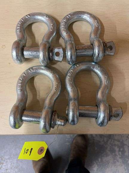 (4) 6.5 T 7/8" Anchor Shackles image