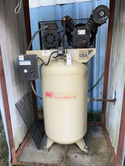 2018 Ingersol Rand Upright Air Compressor image