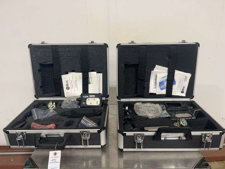 (2) Qrae Pgm 2000 Gas Detection Units image