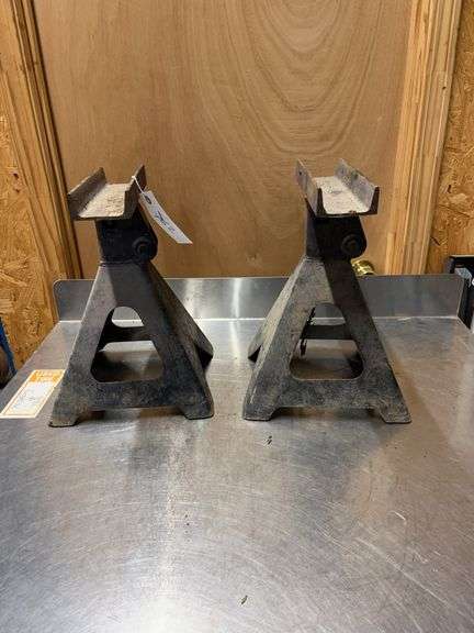 (2) Jack Stands image