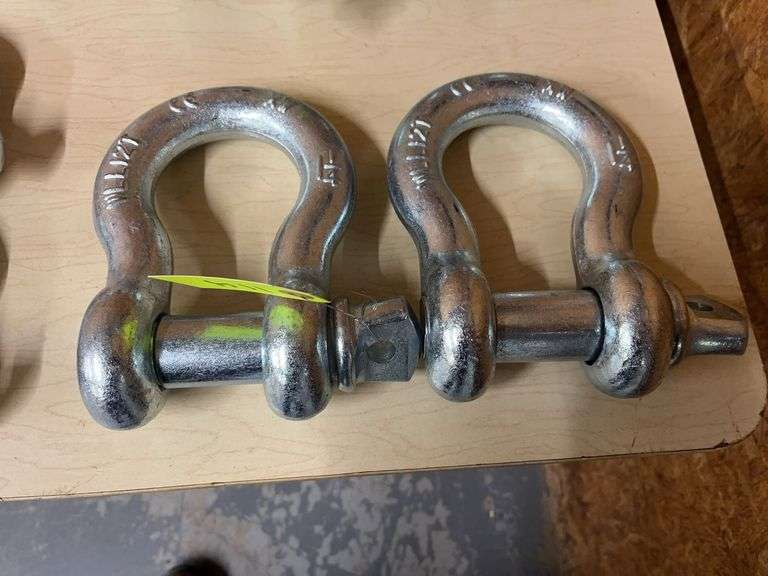 (2) 12 T 1-1/4" Anchor Shackles image