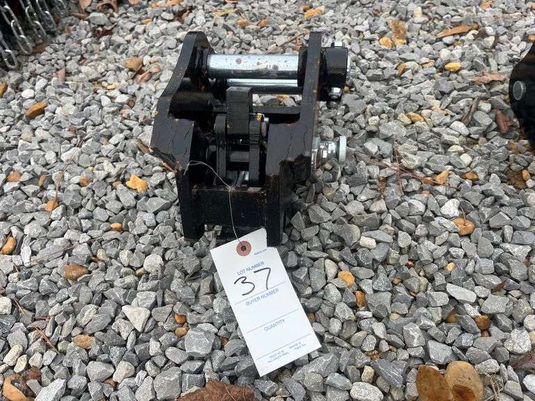 Semi-automatic Quick-Changer image