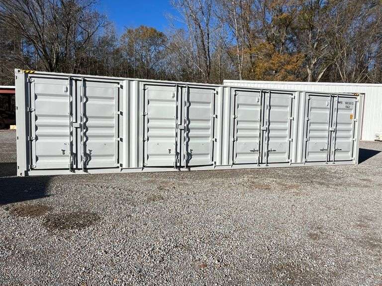 40ft Shipping Container- One Use image