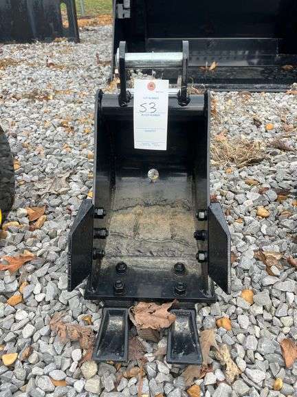 Branch 20CM Toothed Bucket image