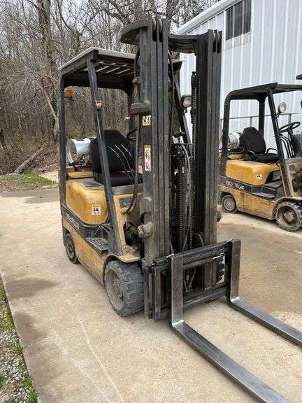 Caterpillar GC 15K Forklift