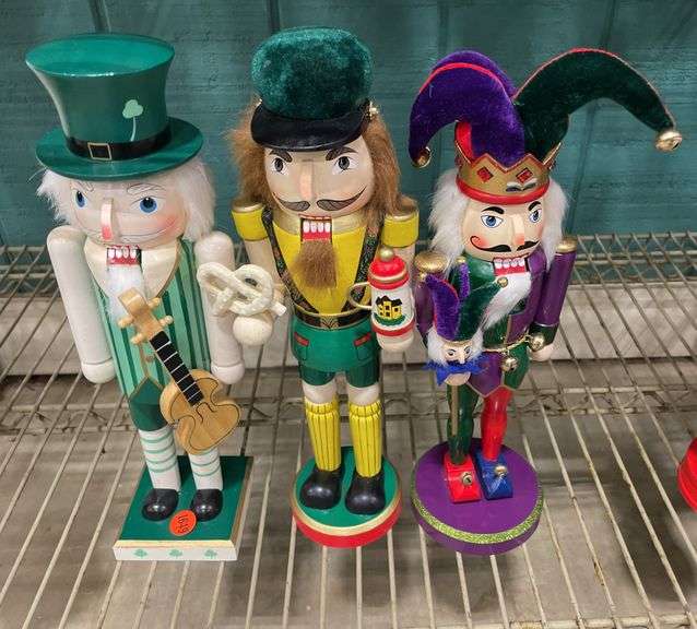 (3) Nutcrackers image