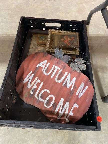 Vintage Pictures & Tin Sign image