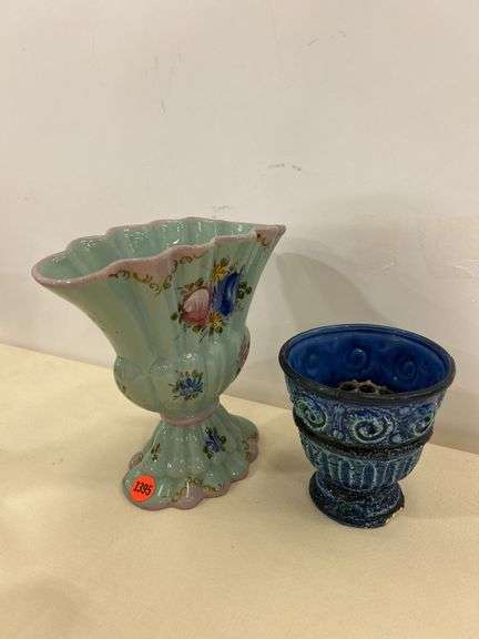 Vases, Fan Vase, Made in Italy & Japan with Frog image