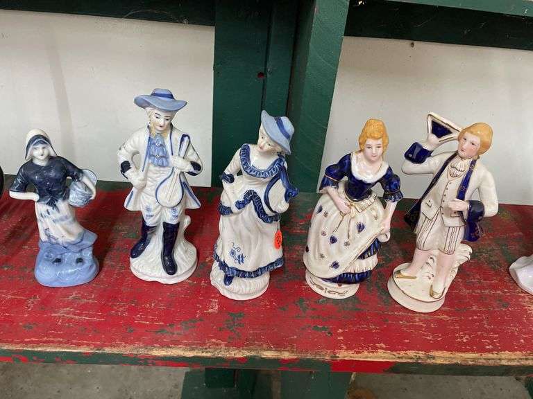 (5) Porcelain Figurines image