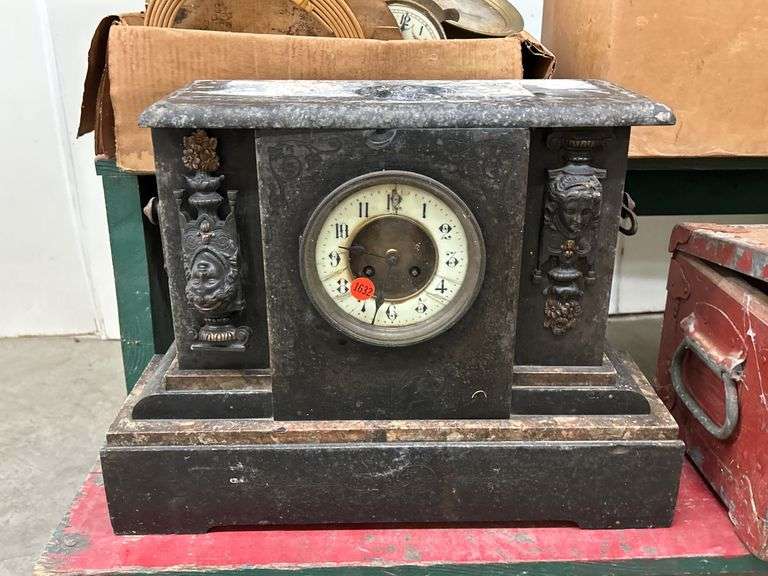Mantle Clock image