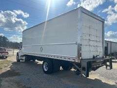 2016  FREIGHTLINER  M2 Box Truck