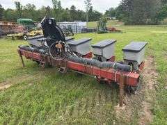International 6-Row Vacuum Planter