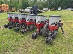 International 6-Row Vacuum Planter