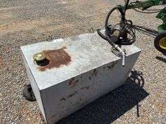 100 Gallon Fuel Tank with Pump