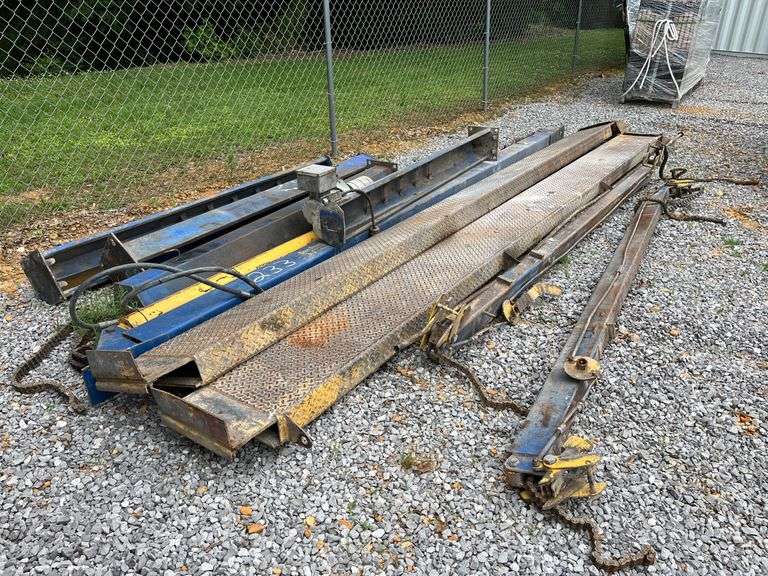 Ben Pearson 4 Post Car Lift image